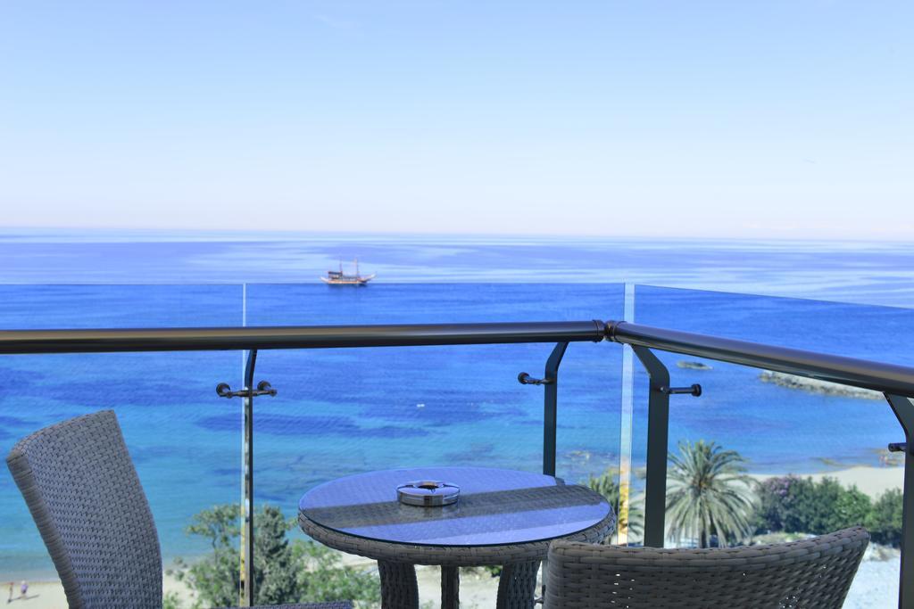 Azura Deluxe Resort & Spa Авсаллар Екстер'єр фото